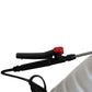 Aspersora eléctrica Husky Power BLASTERPLUS de 20 L con dos lanzas, detalle de gatillo.