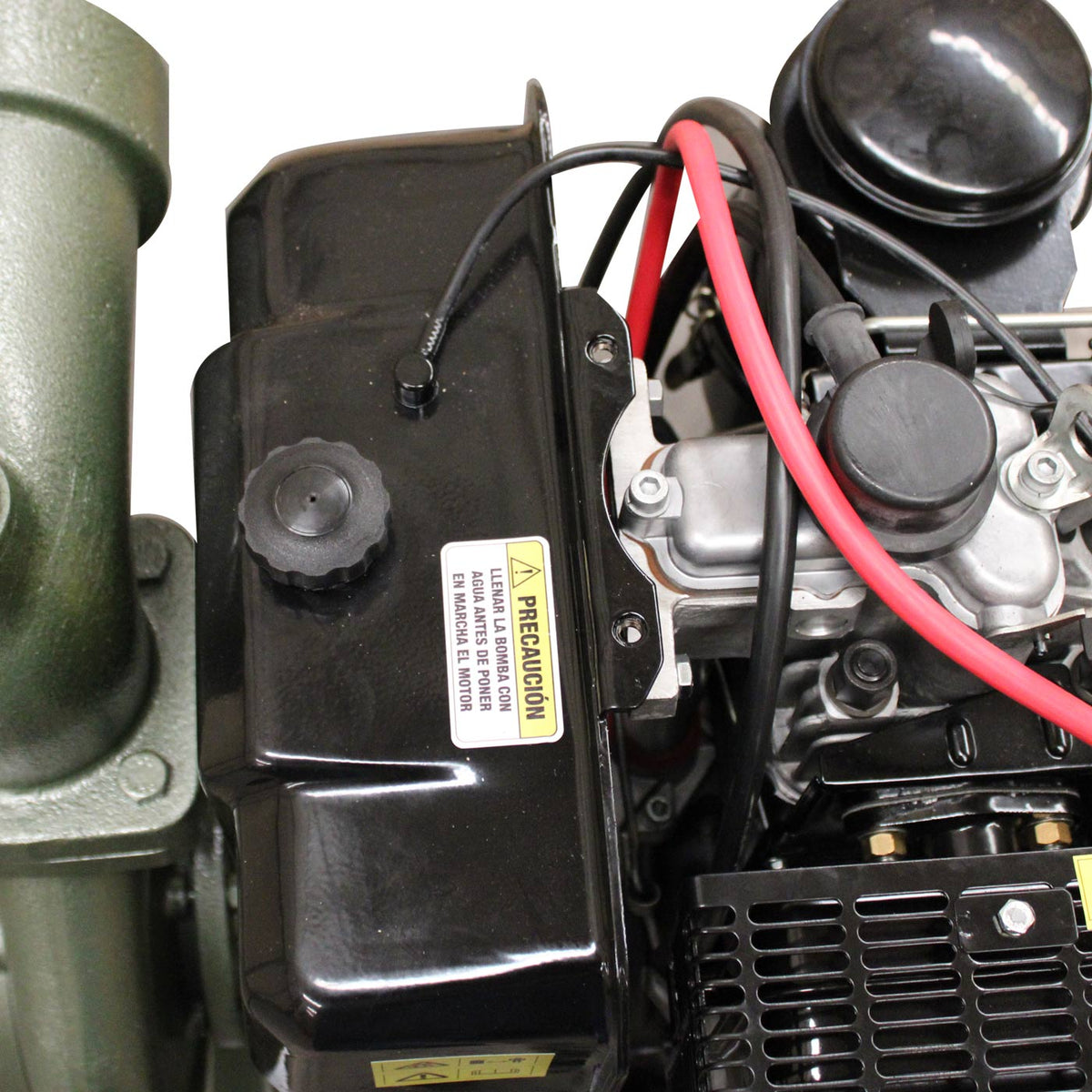 Equipo de riego Raiker RBL4417 diésel 17 HP 4 x 4 pulgadas, detalle del tanque.