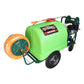 Fumigadora de pistones Husky Power HKF300HK de 300 L con motor 6.5 HP, vista opuesta.