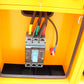Generador estacionario TDK TDKGE97K de 78 kW / 97 kVA, detalle del interruptor de potencia.