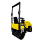 Rodillo vibratorio doble TDK TDKR990, vista lateral.