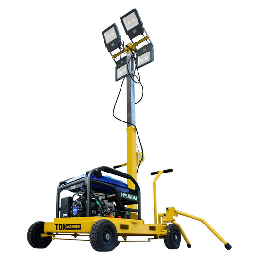 Torre de luz TDK TDKTL6000 con 4 lámparas LED de 100 W, vista principal.